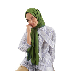 Solid Green Modal Silk Hijab - Thumbnail